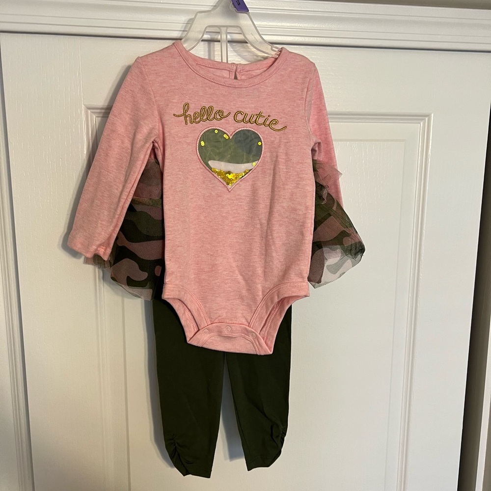 NWT camo set